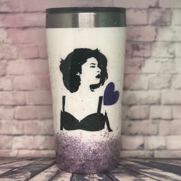 selena yeti cup